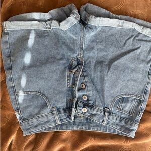 SHEIN Medium Wash Denim Shorts